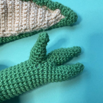 Wise Alien amigurumi