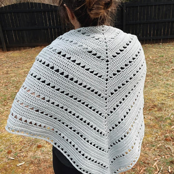 The Jamra Triangle Shawl