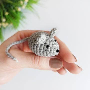Tiny mouse crochet pattern