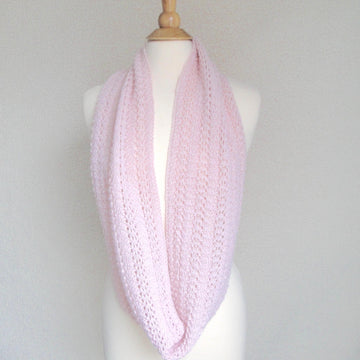 Featherweight Infinity Scarf