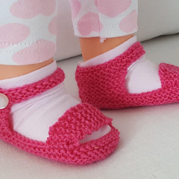 Anthea - 4ply sandals for babies