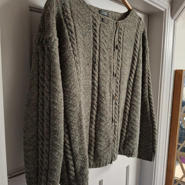 SKELBO, cardigan in Shetland wool