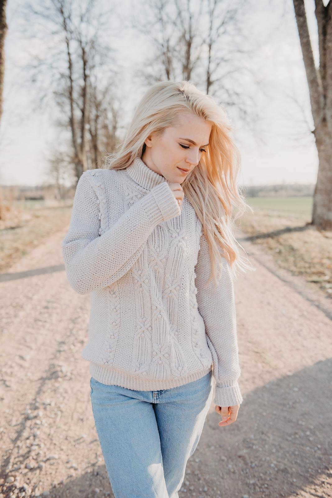 Clotted Cream Pullover