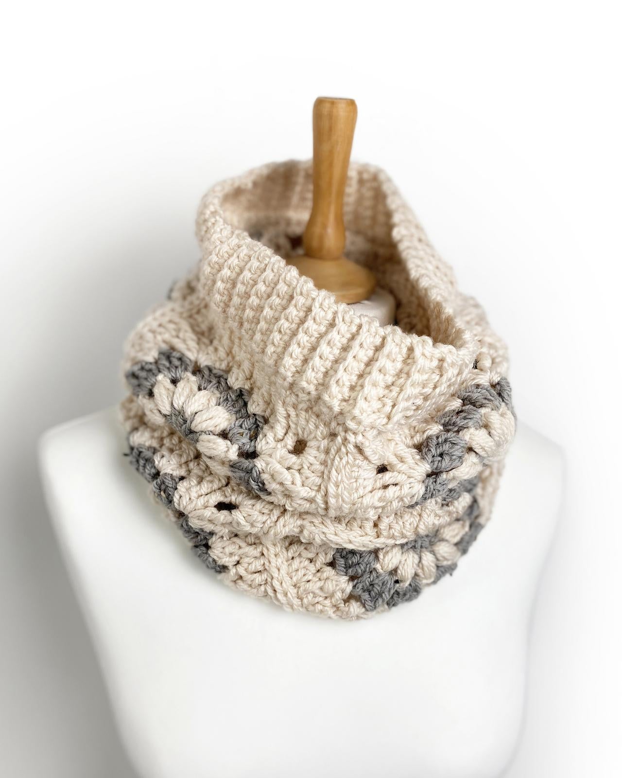 Camellia Cowl