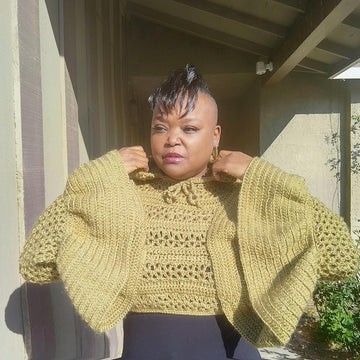 The Cozy Shoulder Crop