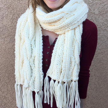 Chunky Cable Knit Fringed Scarf