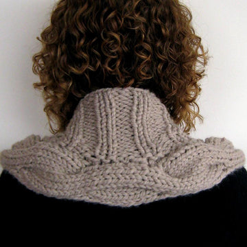 Agnes Shaped Scarf
