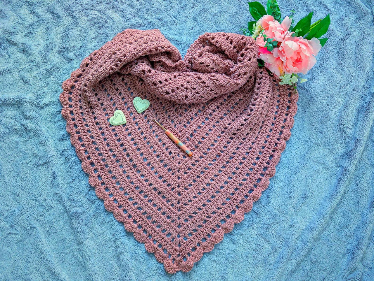 Crochet Sparkly Vintage Shawl Pattern