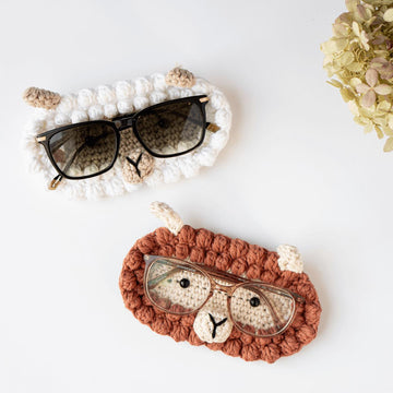Sheep needs glasses