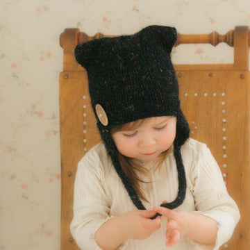 Cat earflap hat and cowl set