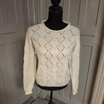 SHEILA, woollen jumper in lace pattern