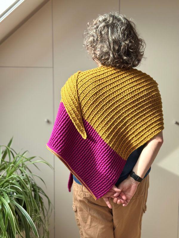 Annecy Shawl
