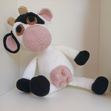 Crochet Amigurumi Toy Cow Bubbles