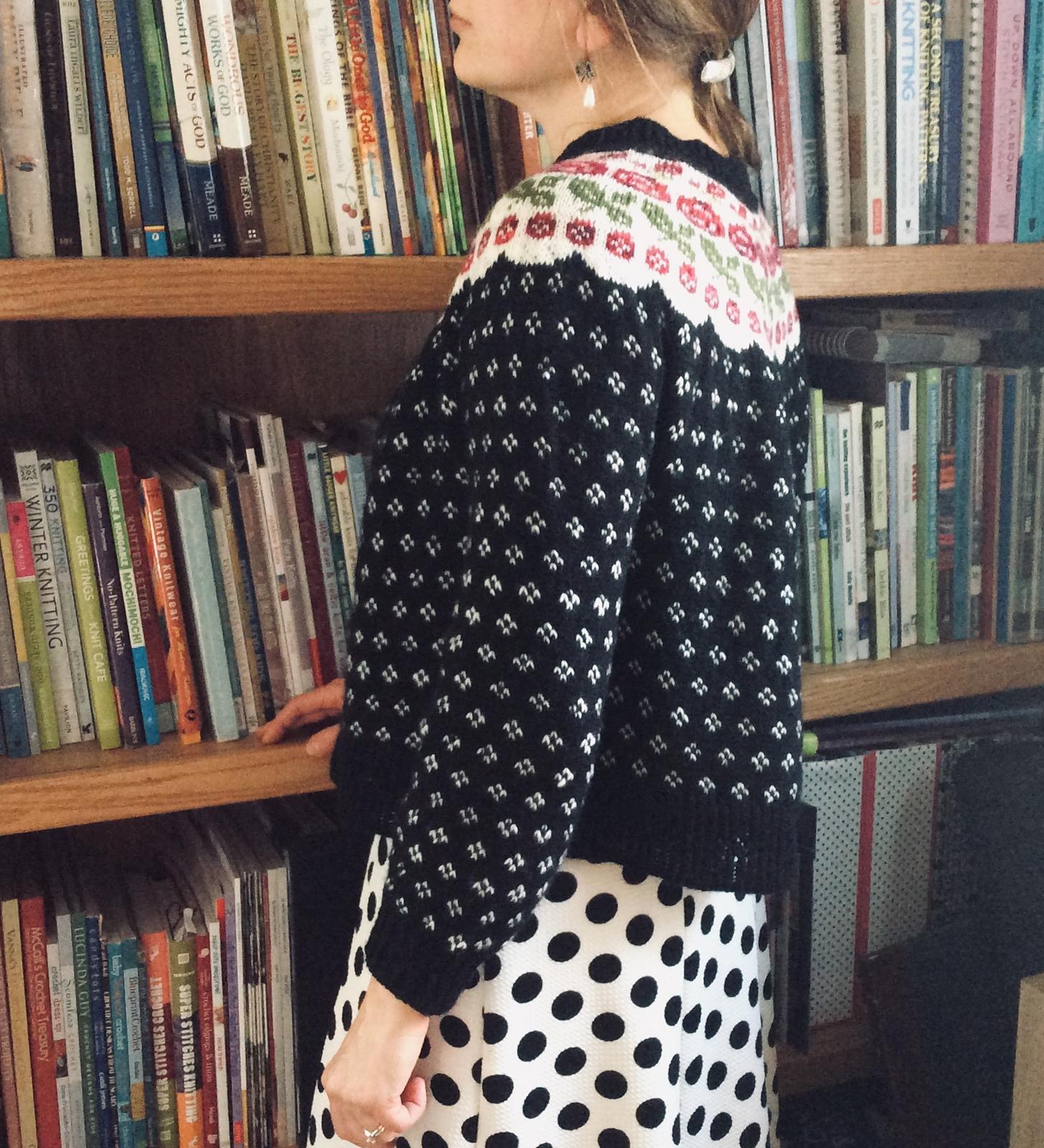 Rosemaaling Pullover