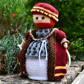 King Henry VIII 4 Cup Teapot Cosy Knitting Pattern - Novelty Teapot Cosy Knitting Pattern