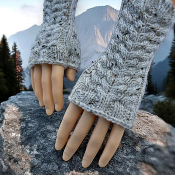 Easy Cable Knit Fingerless Gloves