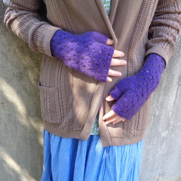 Eyelet Fingerless Gloves