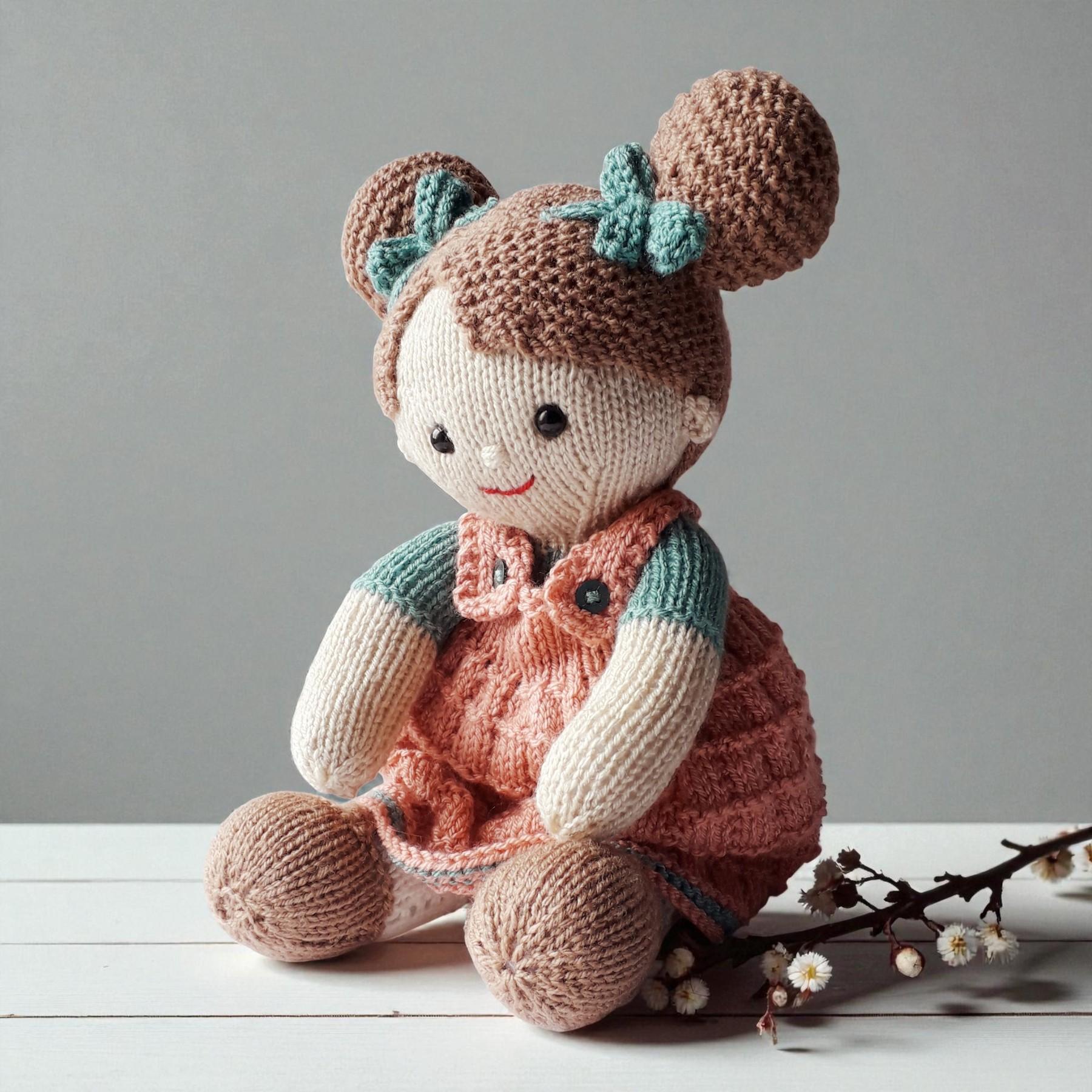 Lilly and May dolls