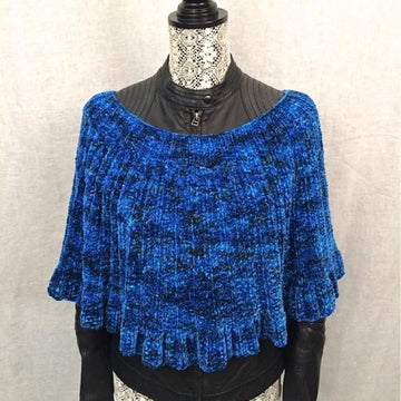 The Corso Capelet and Scarf