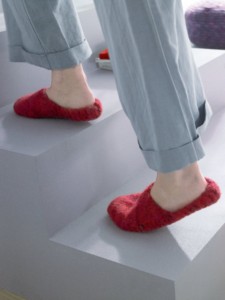 Slippers in Schachenmayr Wash and Filz-it Big - F0021