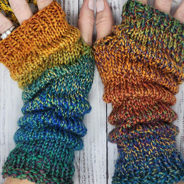 Totally Pleated Gloves