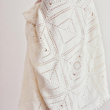 The Honeymilk Throw
