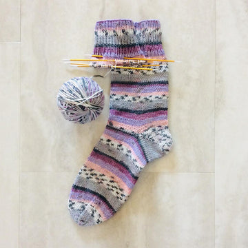Simple Self-Striping Socks