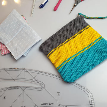 Crochet Zip Pouch