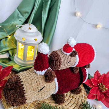 Amigurumi funny capybara Santa