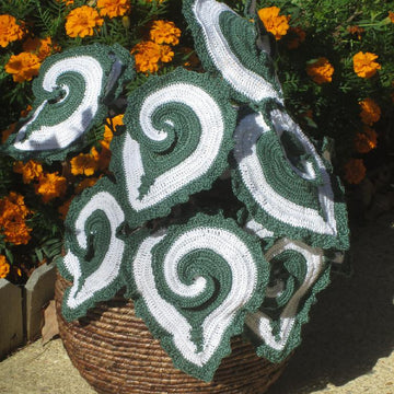 Escargot Begonia Crochet decor