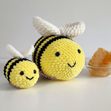 Bee Plush Toy (2 Sizes) - Crochet Pattern for Beginners