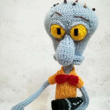 Knitting Patterns -Knit an adorable Pearl Krabs and Squidward DIY toys