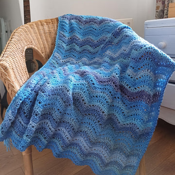 Rolling Waves Blanket