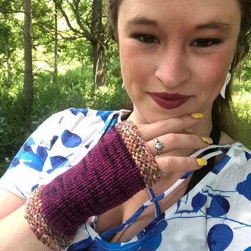 Queen's Fingerless Gloves