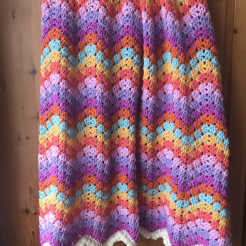Jagged Waves Blanket