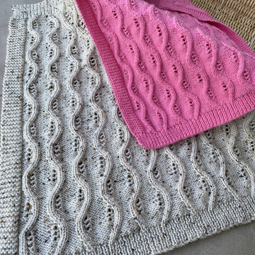 Cosy cable blanket