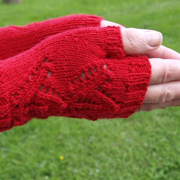 Maple Leaves Mitts