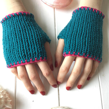 Bronnie Fingerless mitts