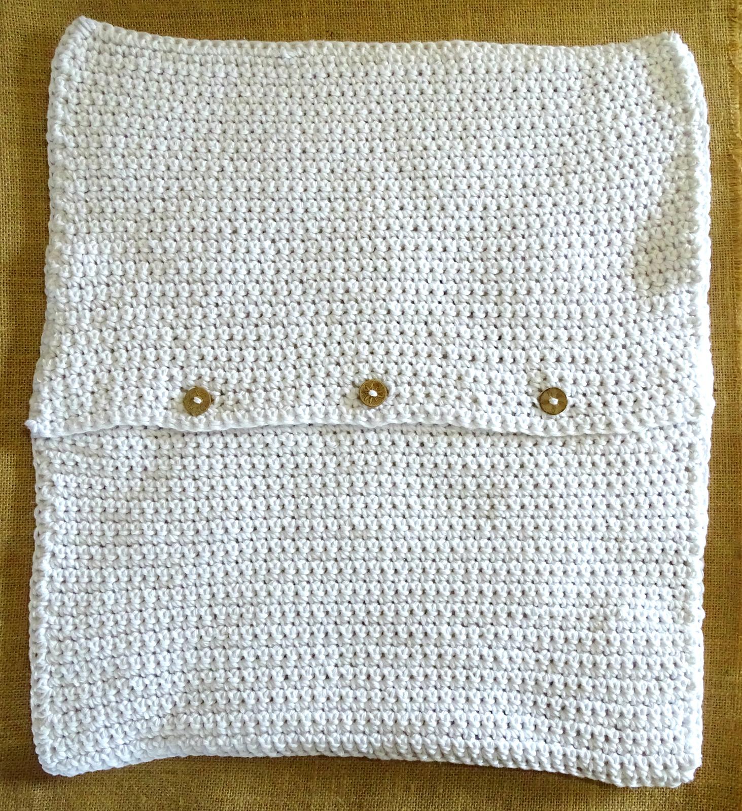 Crochet Cushion Cover With Diamonds