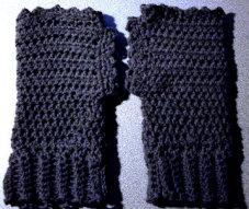 Fingerless Picot Mitts