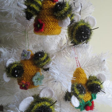 Christmas Bee Ornament