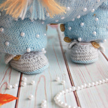 Droplet outfit for mouse toy