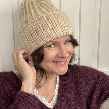 Twist Bloom Hat
