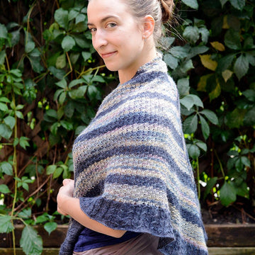 Lilac in the wind Shawl