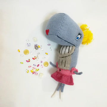Knitting Patterns -Knit an adorable Pearl Krabs and Squidward DIY toys