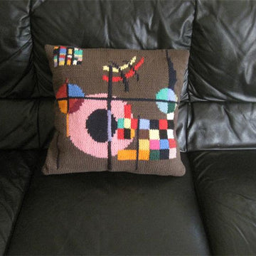 Modern Art Pillow - Kandinsky, Gravitation