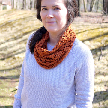 Lace Cowl