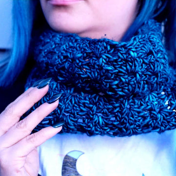 Tiaka Cowl