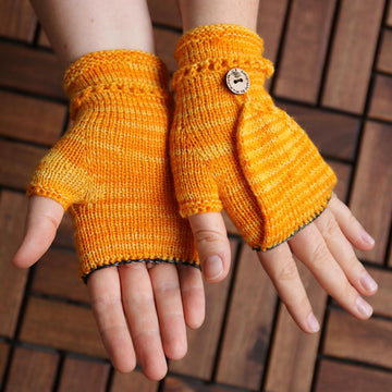 Mrs. Mumpitz convertible mitts with thumb flap