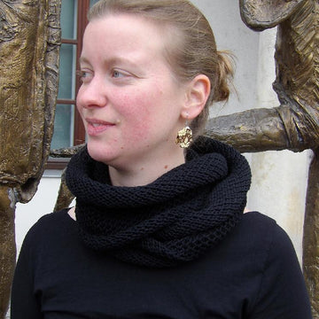 Honeycomb cowl